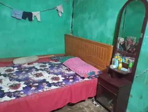 Selling a Bed and a Dressing Table