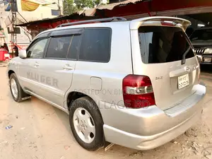 Toyota Kluger 2003 Silver