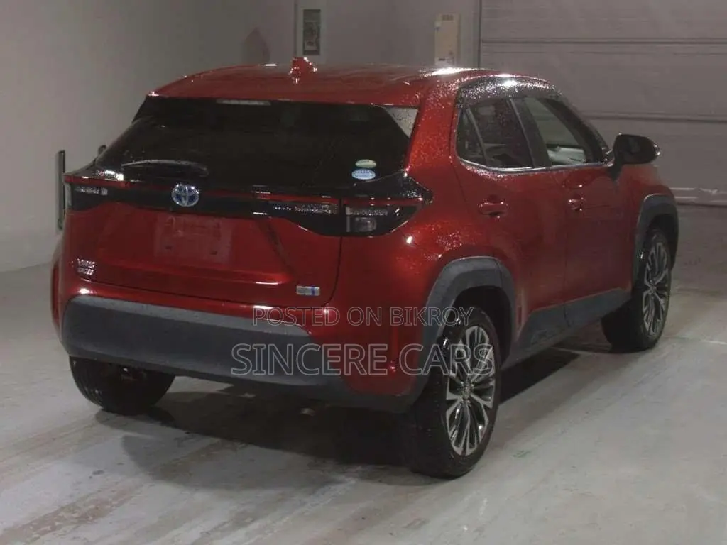 Toyota Yaris Cross 2021 Red