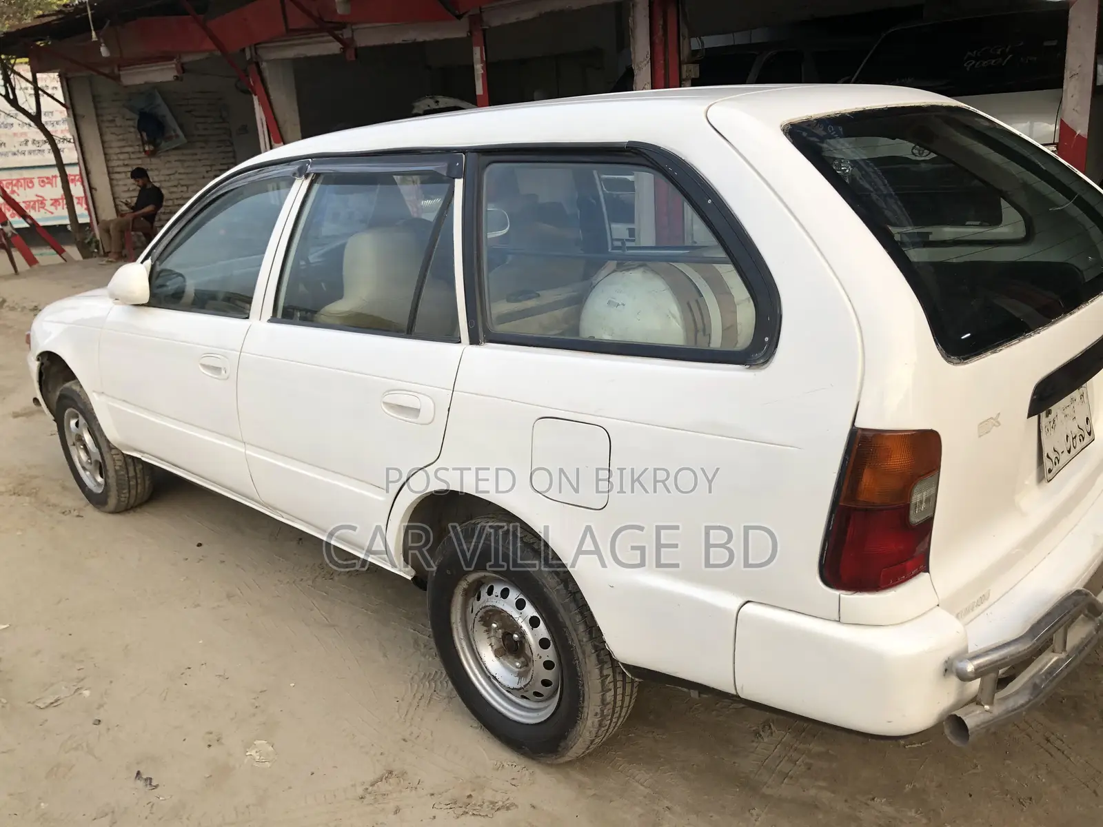 Toyota Corolla 1.5 Sedan 2002 White