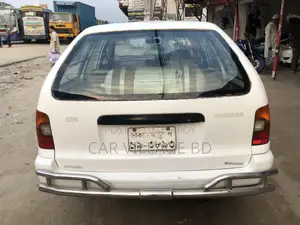 Toyota Corolla 1.5 Sedan 2002 White