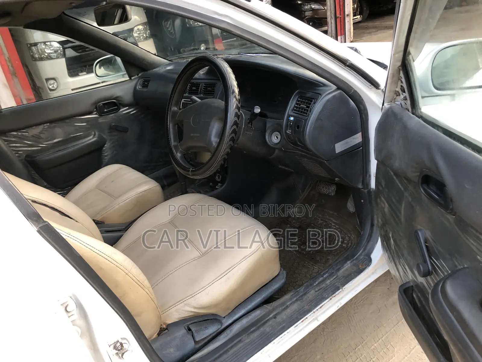 Toyota Corolla 1.5 Sedan 2002 White