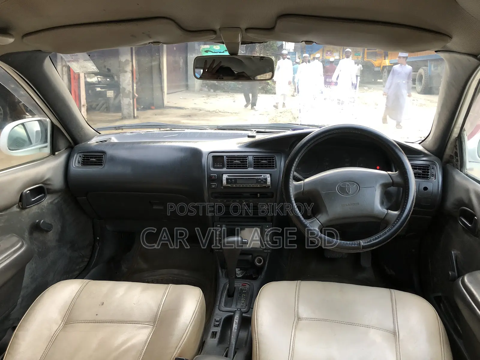 Toyota Corolla 1.5 Sedan 2002 White