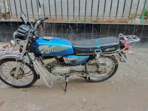 Yamaha 2002 Blue