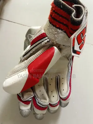 অরিজিনাল SS ক্রিকেট ব্যাটসম্যান গ্লাভস