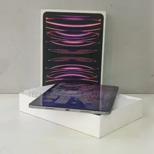 Apple iPad Pro 11 (2025) 128 GB Gray