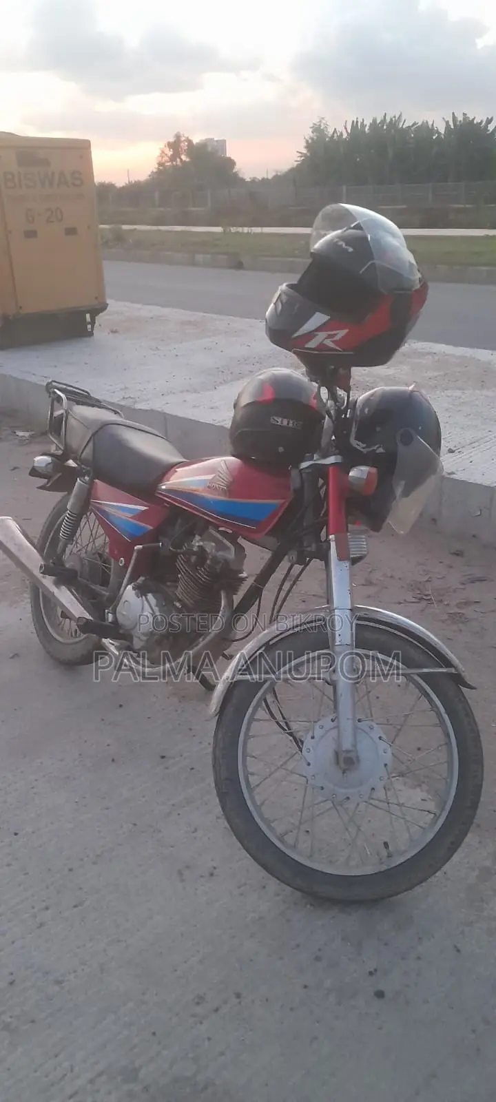Honda 2008 Red