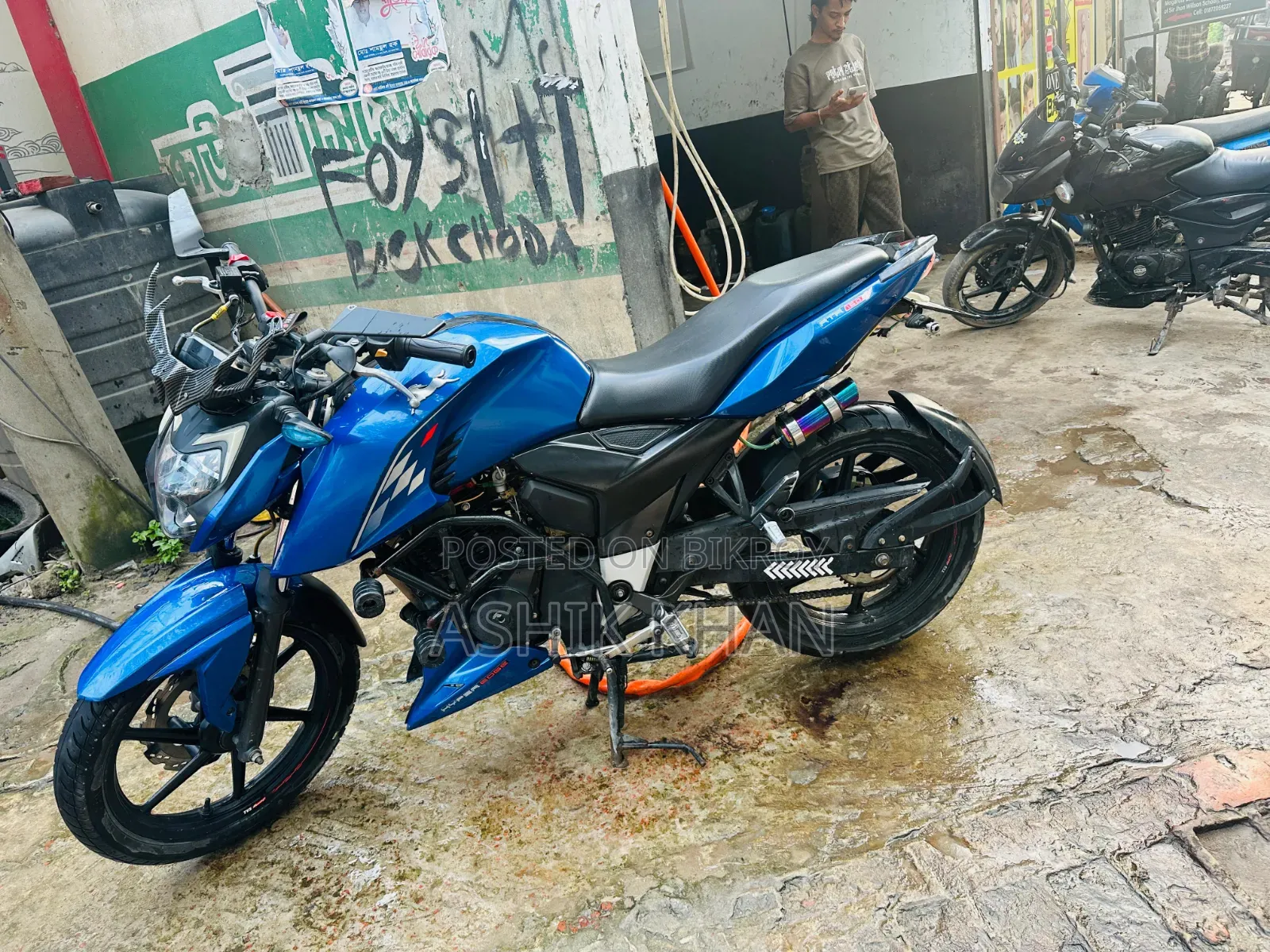 TVS Apache RTR 160 4V 2023 Purple