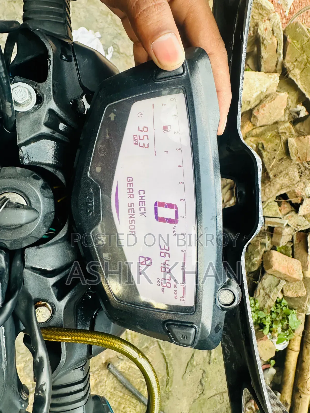 TVS Apache RTR 160 4V 2023 Purple