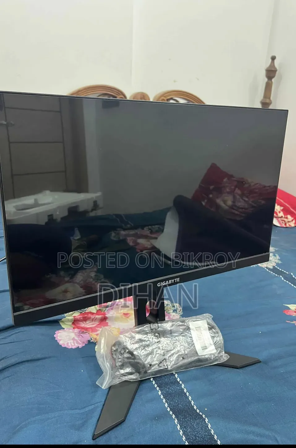 Gigabyte Monitor 24"