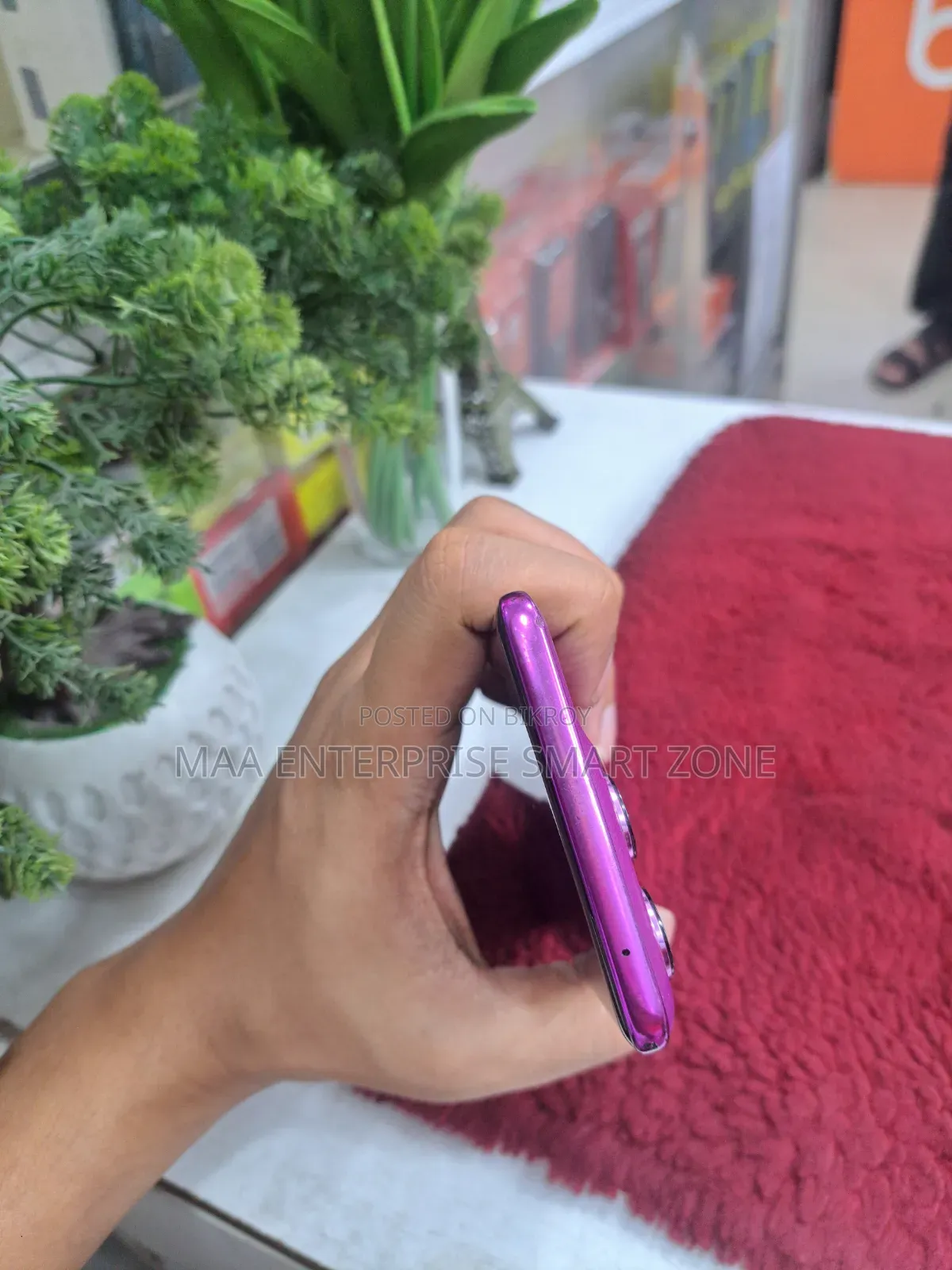 Motorola Edge 60 Pro 256 GB Purple