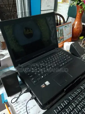 Laptop Lenovo LOQ 15IRH8 8GB Intel Core I3 HDD+SSD 1T