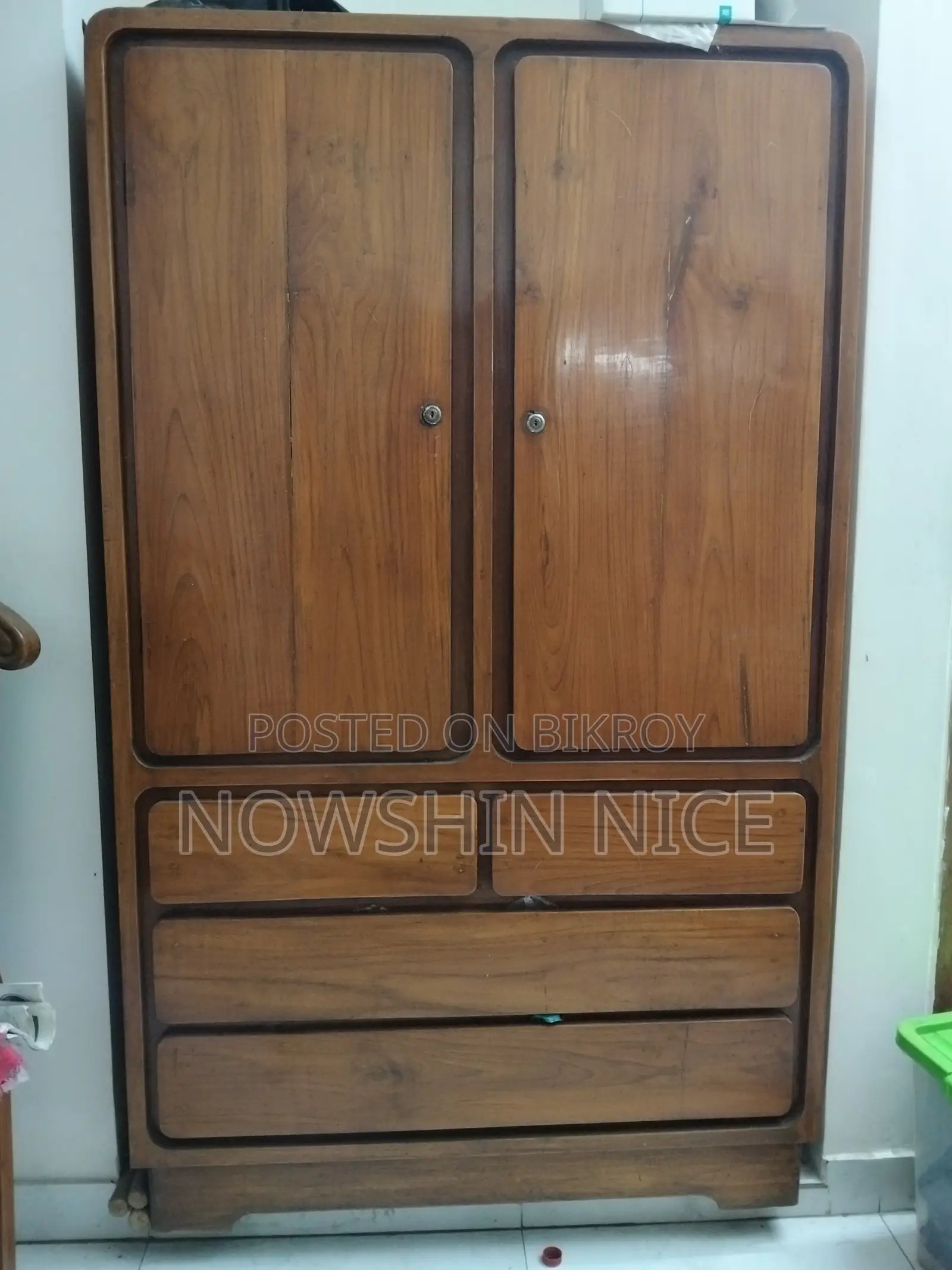 Teak Wood Almirah