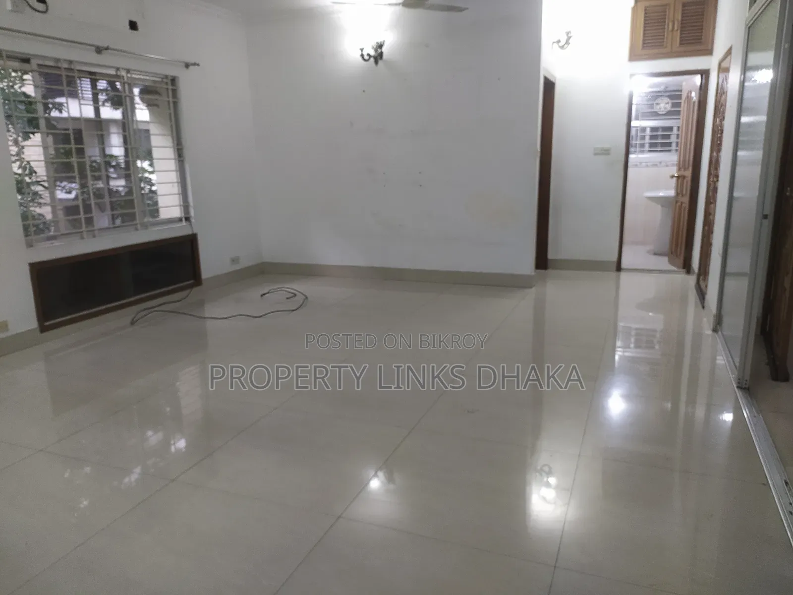 4bdrm Apartment in Gulshan for Rent