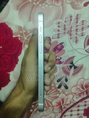 Apple iPhone 12 64 GB White