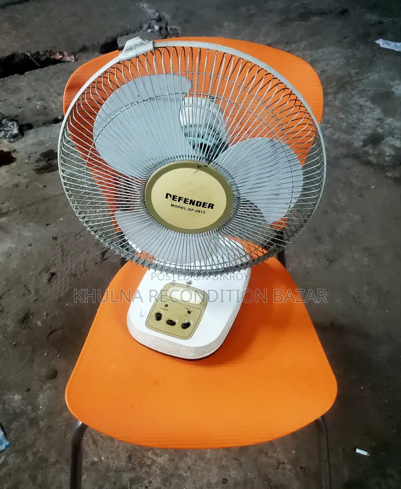 Defender Charger Fan (Without Battery)