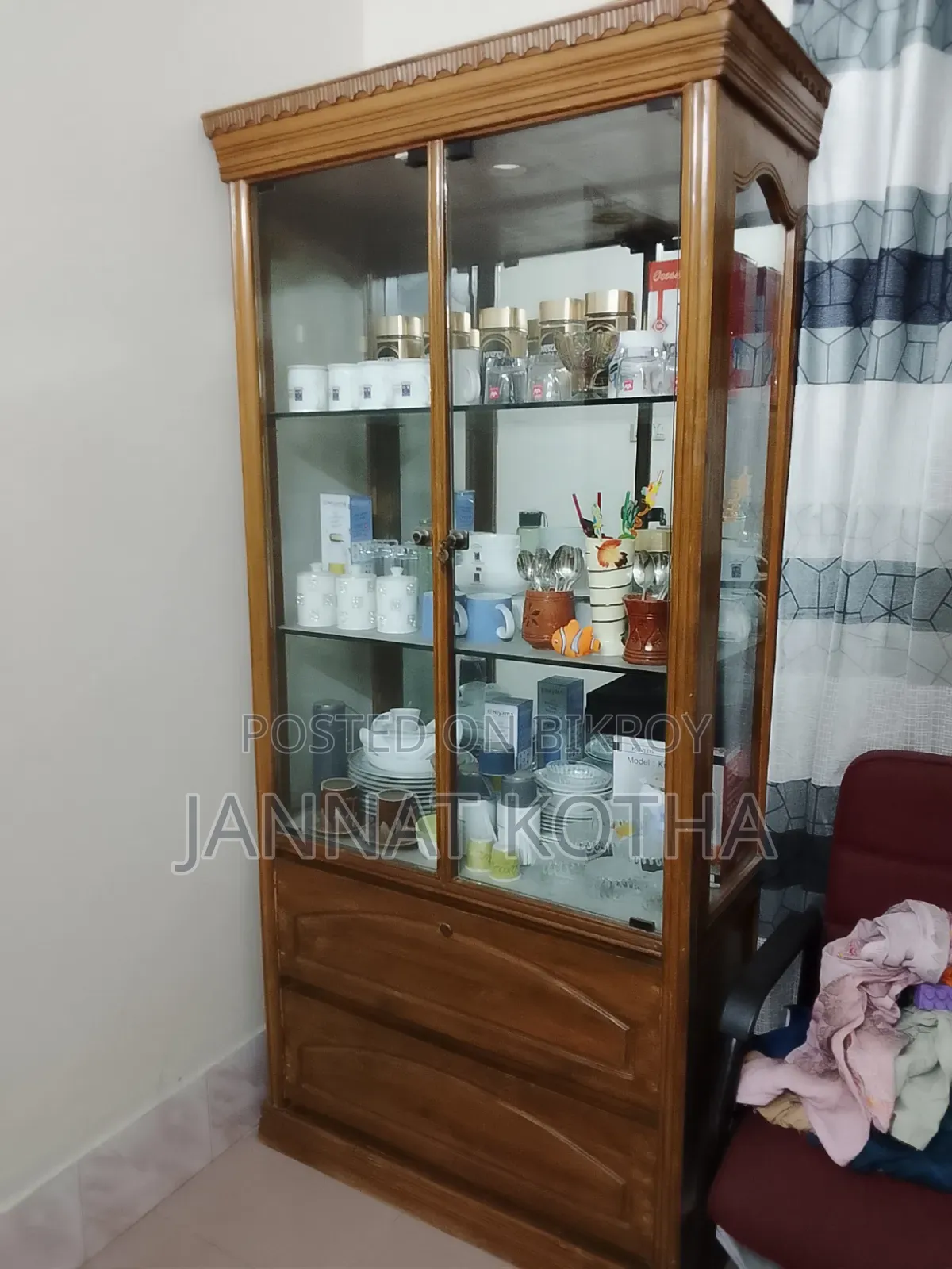 Chittagong Shegun Wood Glass Corner