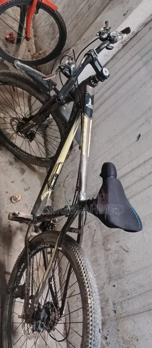 Good Conditions Giyer Cycle