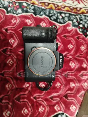 DSLR Camera