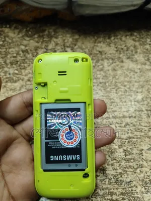 Samsung Guru Music 2 White