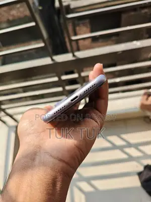Apple iPhone 11 128 GB