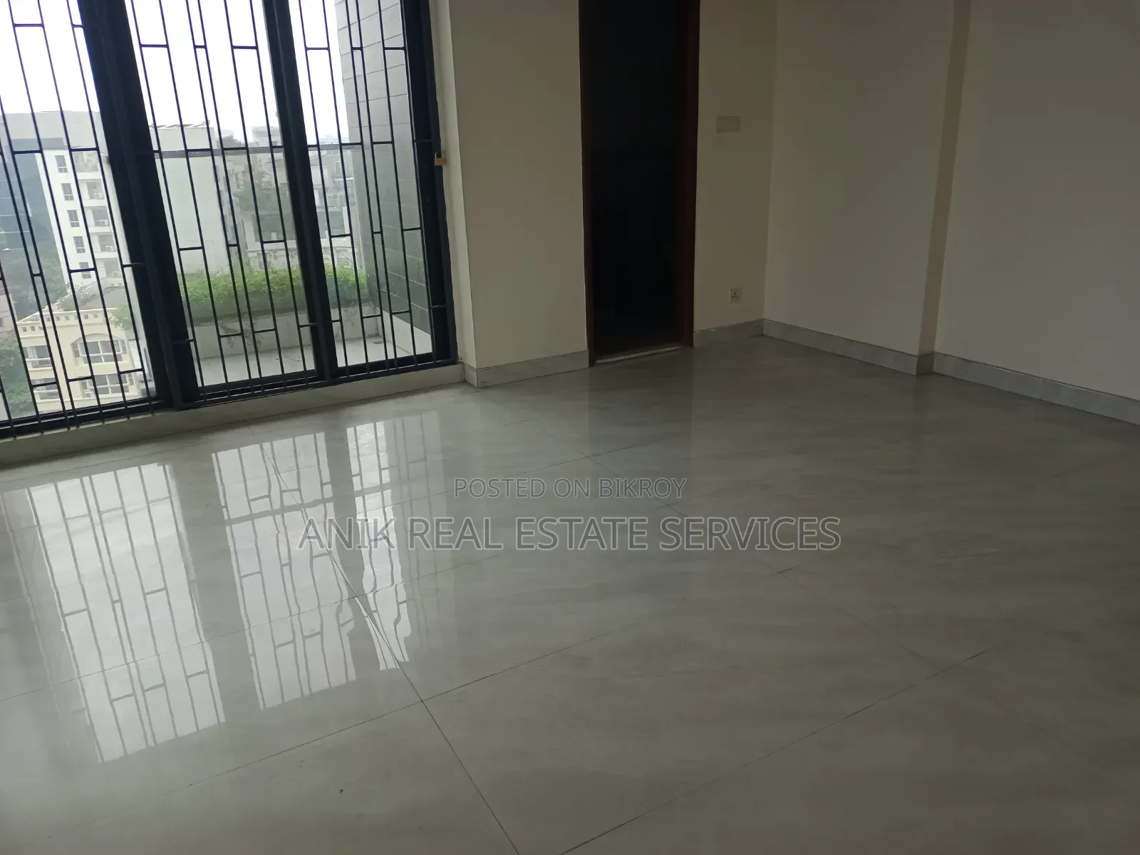 4-bedroom Apartment in Anik Real Estate, Gulshan for Rent