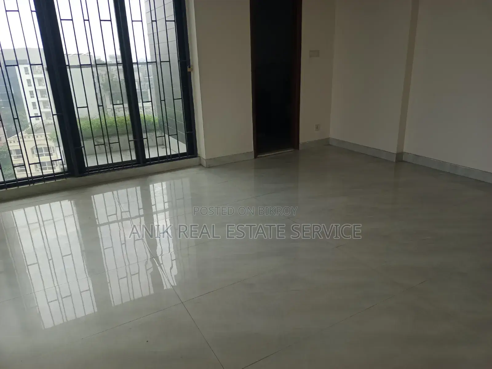 4-bedroom Apartment in Anik Real Estate, Gulshan for Rent