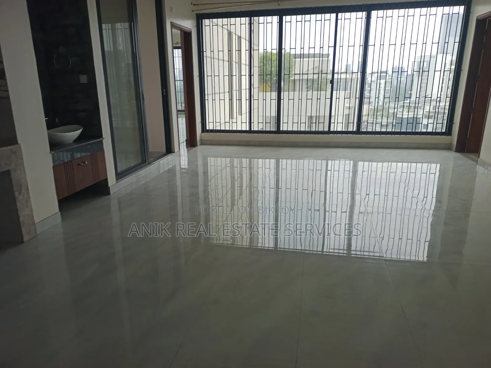 4-bedroom Apartment in Anik Real Estate, Gulshan for Rent