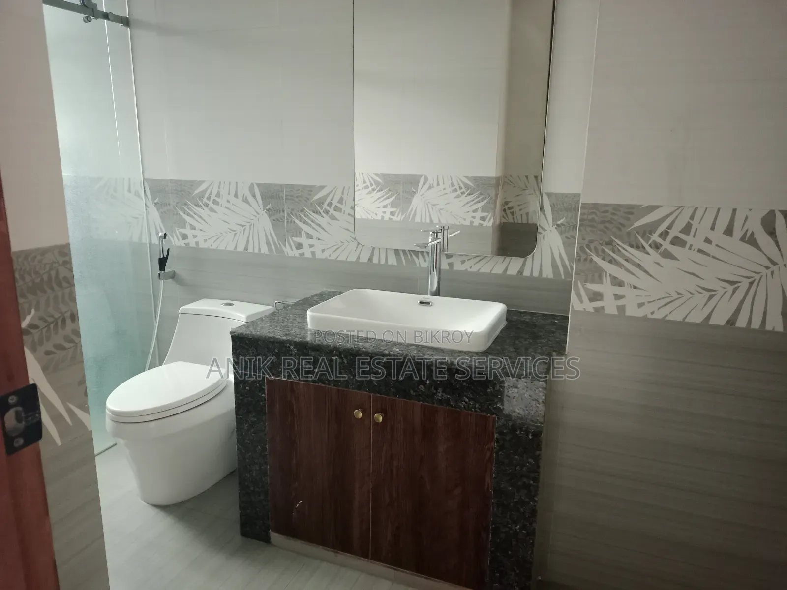 4-bedroom Apartment in Anik Real Estate, Gulshan for Rent