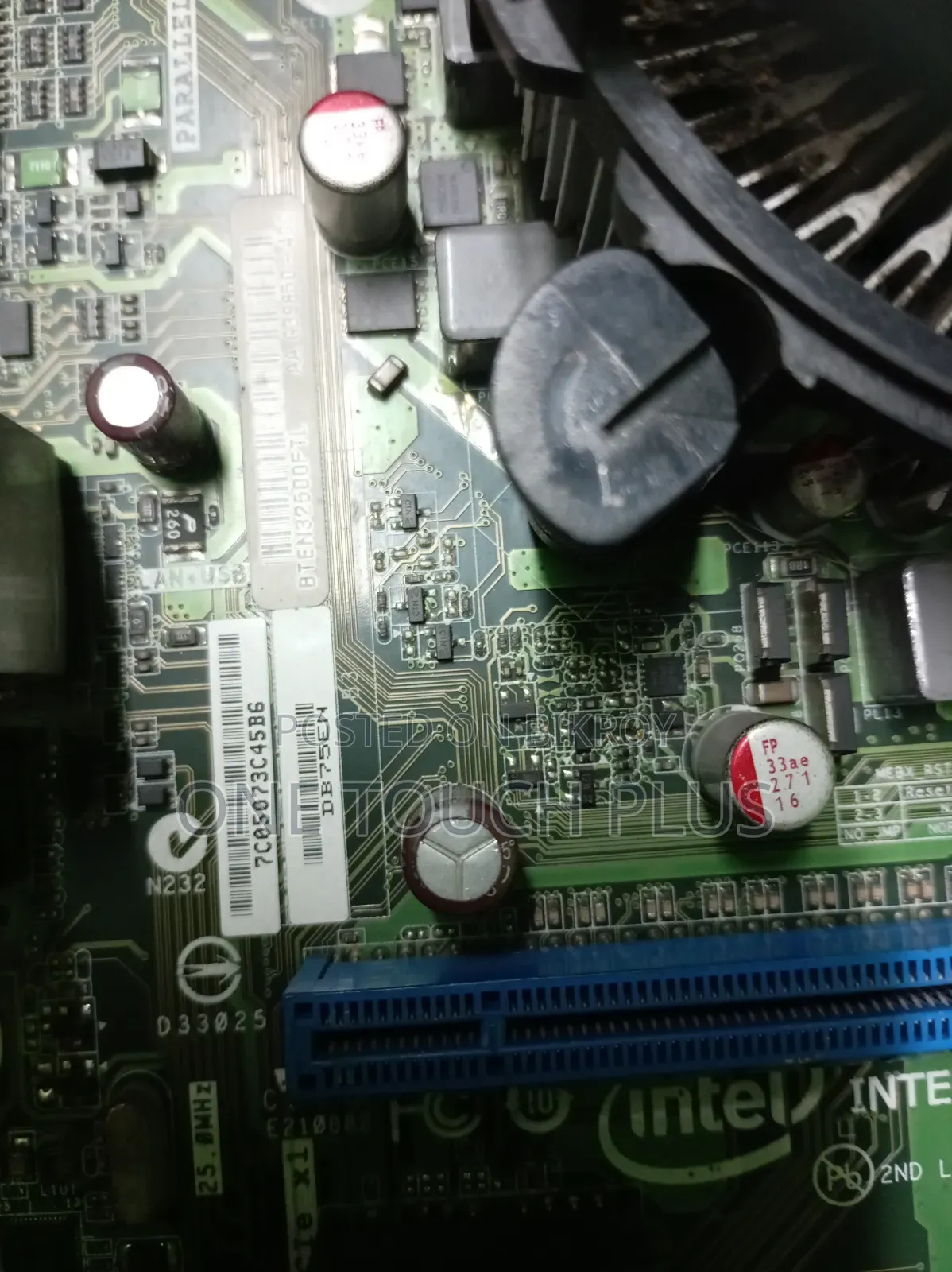 Intel De 75 Motherboard I3 2nd Gen Prossocer