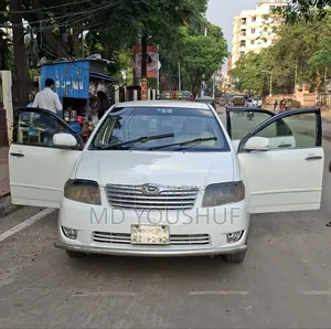 Toyota Corolla 1.4 C Limousine Luna 2005 White