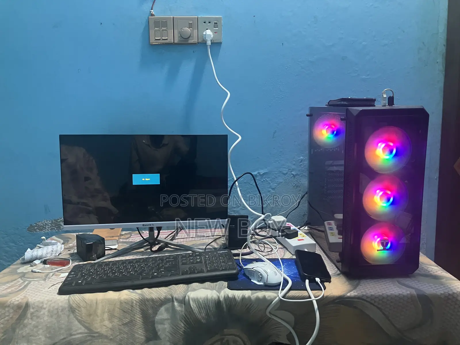 Desktop Computer 8GB AMD Ryzen 5 SSD 256GB