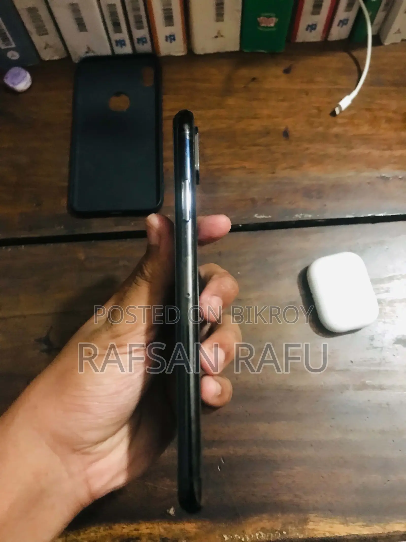 New EL 64 GB Black