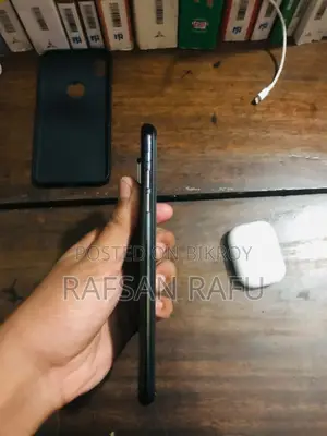 New EL 64 GB Black