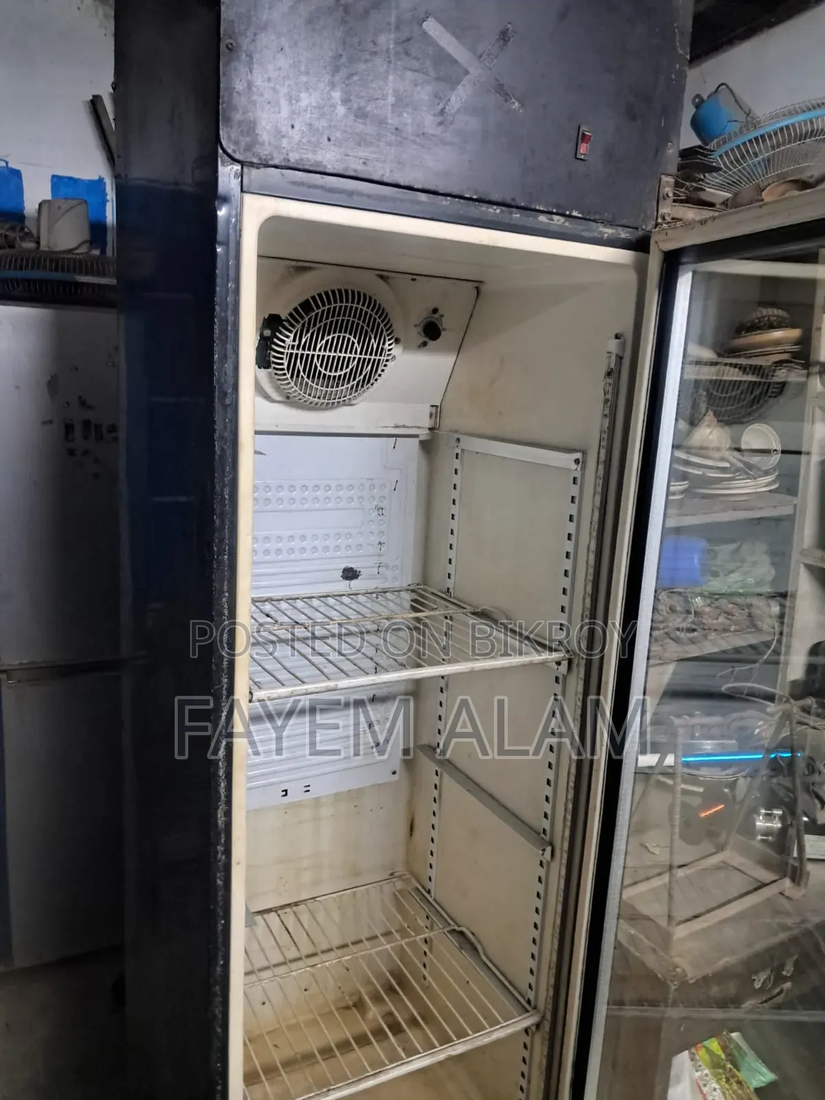 Vision 282 Liter Cold Drinks Storage Fridge