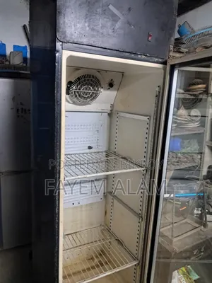 Vision 282 Liter Cold Drinks Storage Fridge
