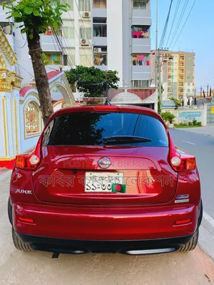 Nissan Juke 2012 Red
