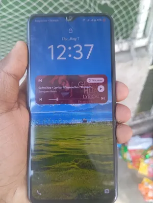 New Vivo Y17s 128 GB Green