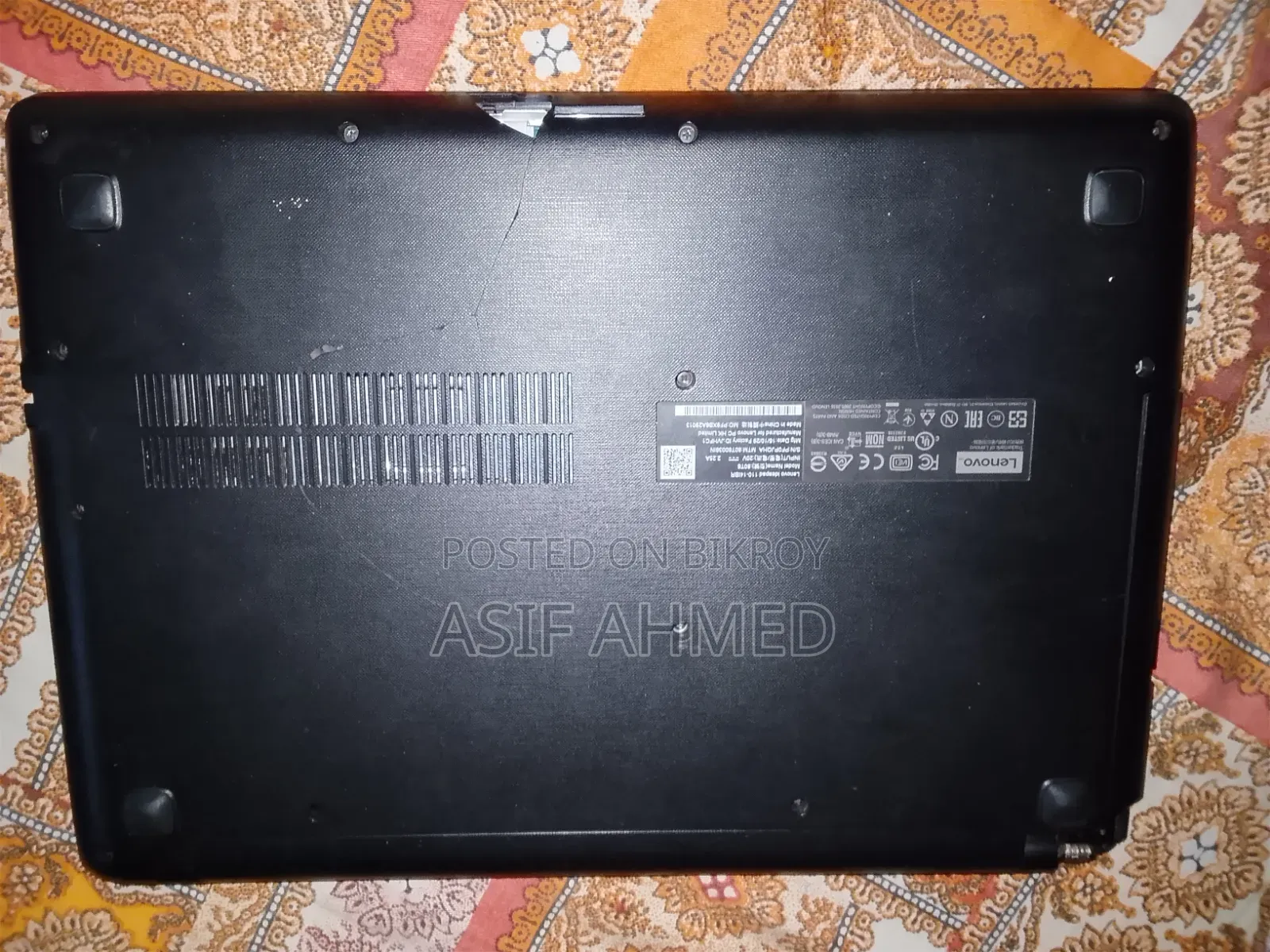Laptop Lenovo IdeaPad 110 4GB Intel Core i5 HDD+SSD 256GB