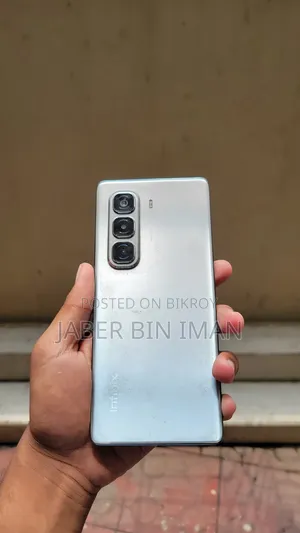 Infinix Hot 50 Pro+ 4G 256 GB Silver