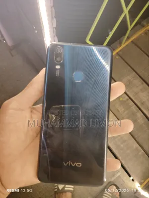 Vivo Y11 32 GB Blue