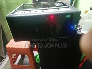 ডেস্কটপ কম্পিউটার Gigabyte GB-BACE-3000 4GB Intel Core I3 HDD 500GB