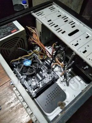 Desktop Computer 4GB Intel Core I3 HDD 500GB