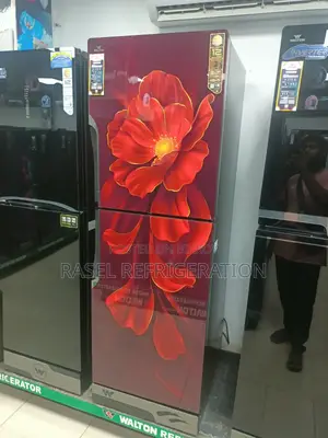 380 Liter Walton Fridge at 40% Discount. Model WFC-3f5-Gdel