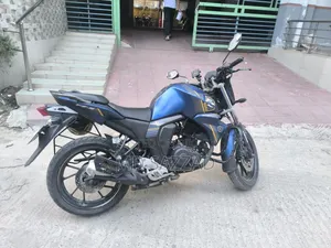 Yamaha FZ 2021