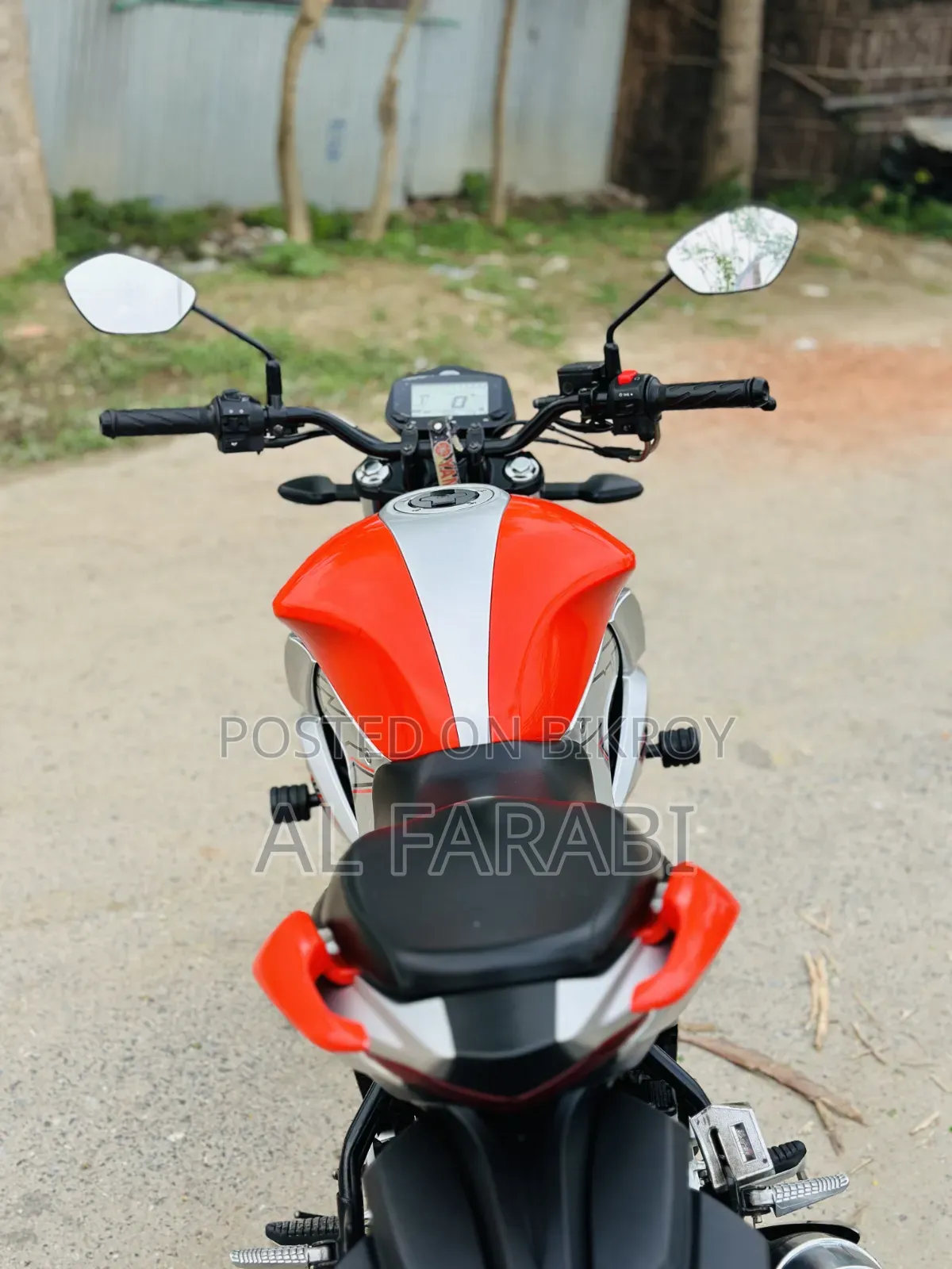 Suzuki Gixxer Fi ABS ২০২৪ অরেঞ্জ