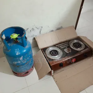 খালি সিলেন্ডার সহ চুলা