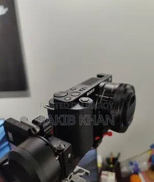 Sony Zv-E10 24.2mp Camera With 16-50mm Lens