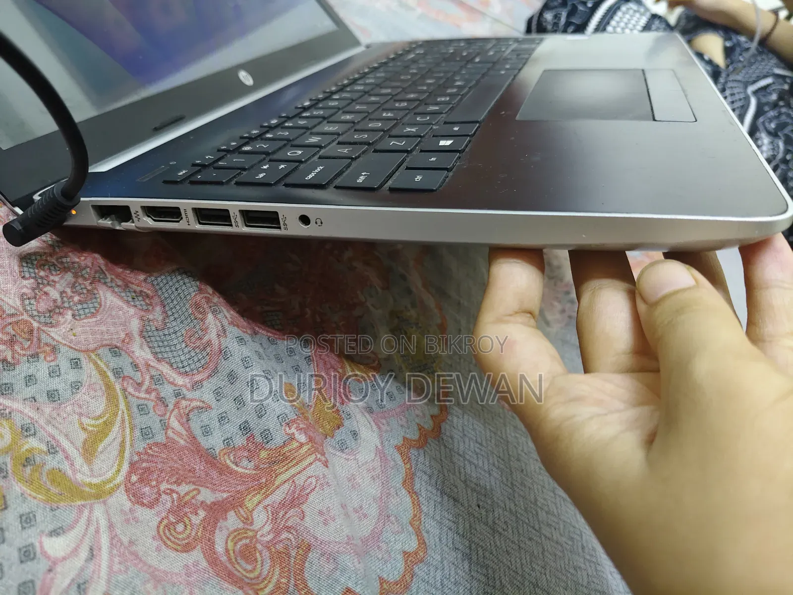 Laptop HP 15 4GB Intel Core I3 HDD+SSD 1T