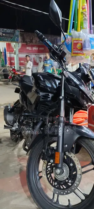 Hero Xtreme 125R 2025 Black